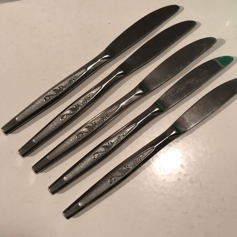 Carlton Woodcrest CAS1 Knives